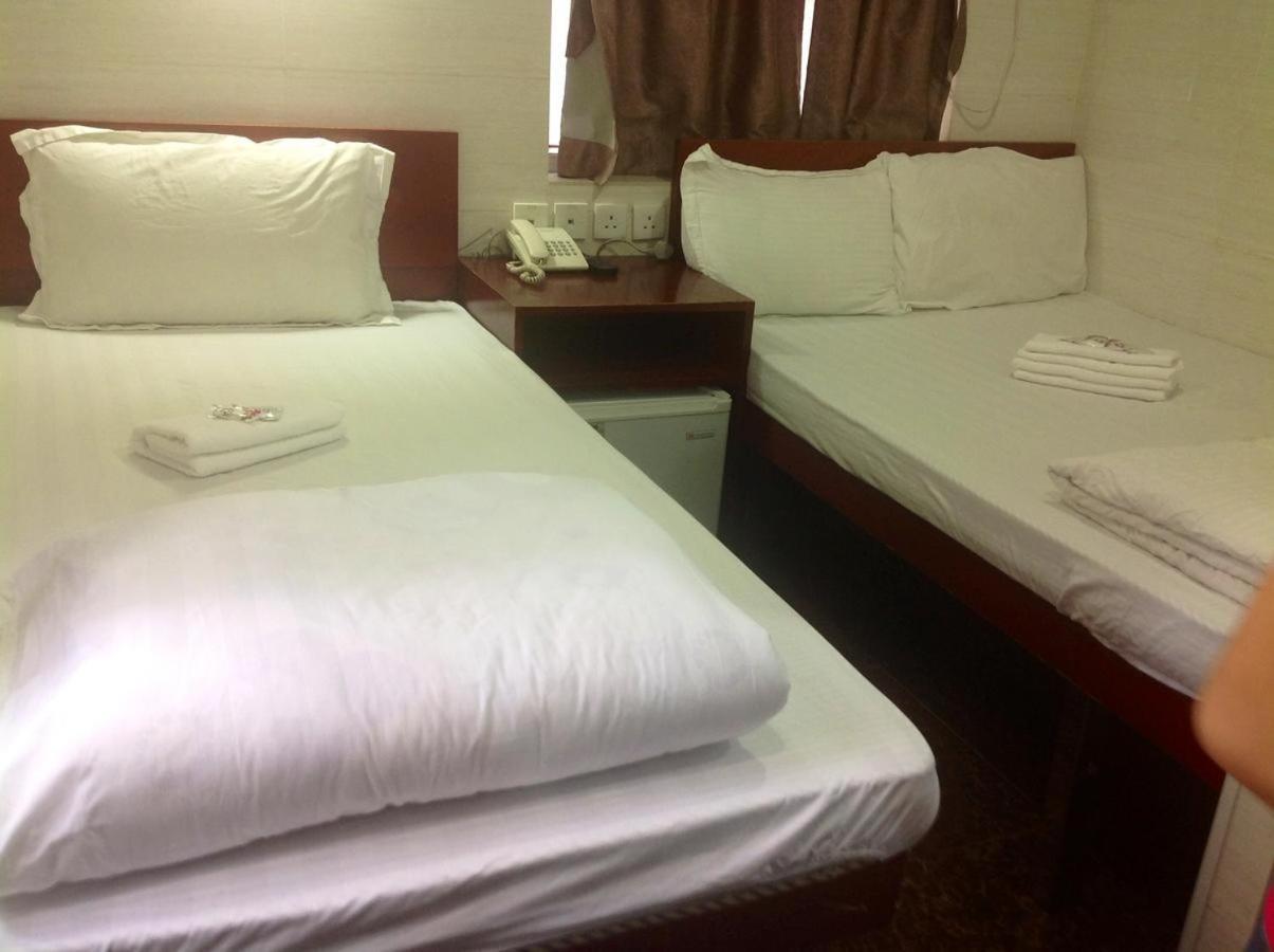 Ajit Wisma tamu