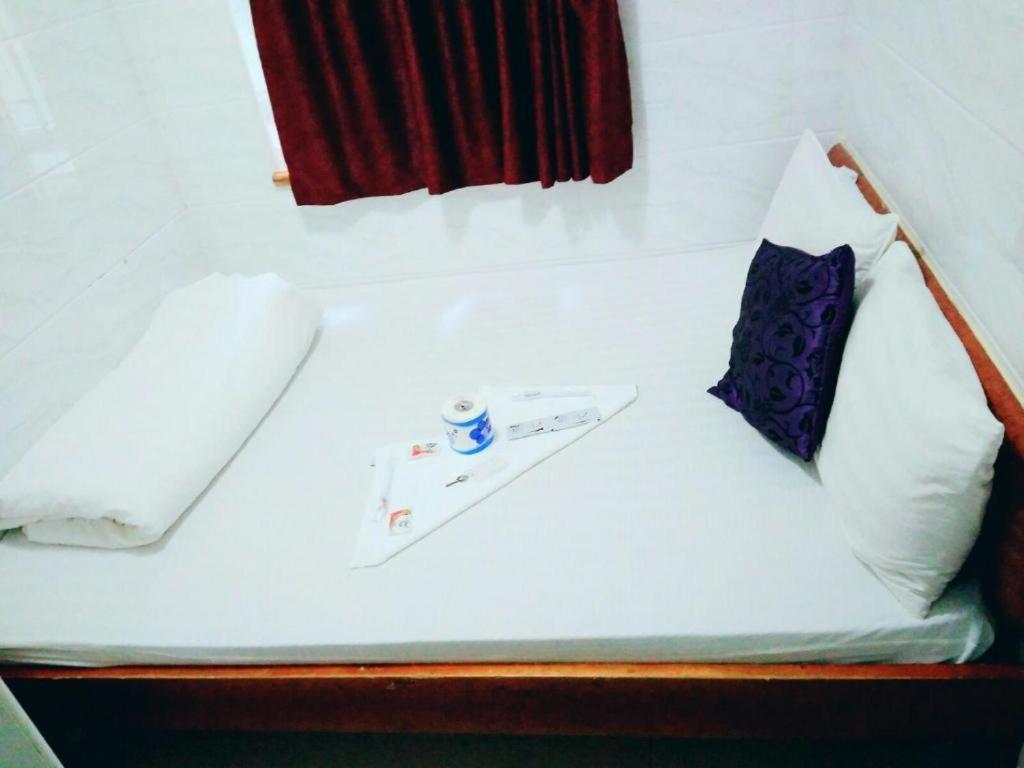 Ajit Wisma tamu *